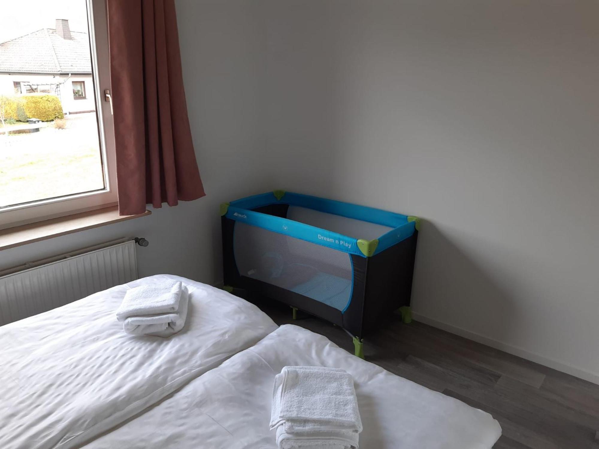 D&B Staycation Ferienpark Niedenstein Ngoại thất bức ảnh